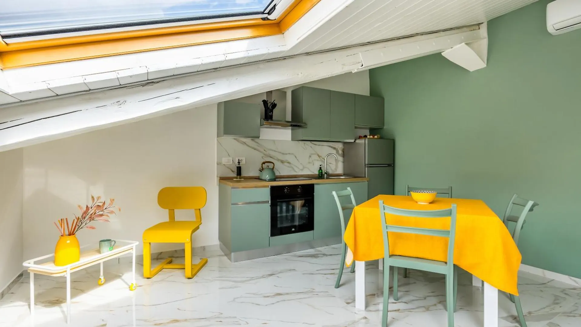 Sloping Roof In The Center Of Naples Apartment